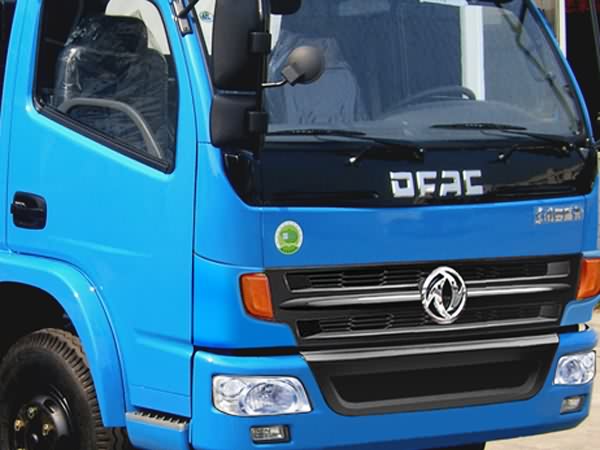 JDF5120TPB型平板運(yùn)輸車
