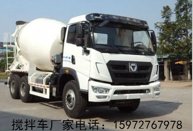 混凝土攪拌運(yùn)輸車圖片