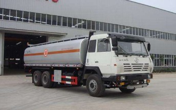 陜汽奧龍后八輪油罐車(chē)價(jià)格