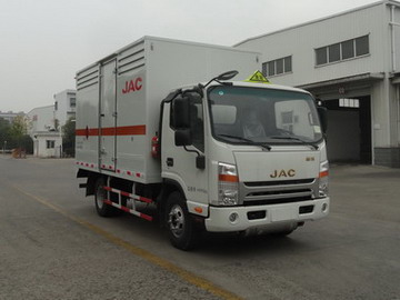 危險品廂式運輸車圖片