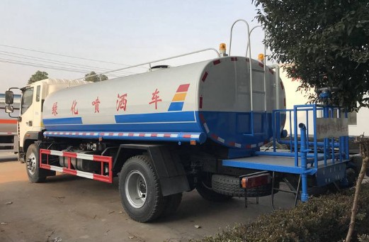 福田歐馬可15噸灑水車