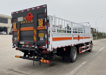 國六東風(fēng)天錦6.2米/6.6米氣瓶運輸車