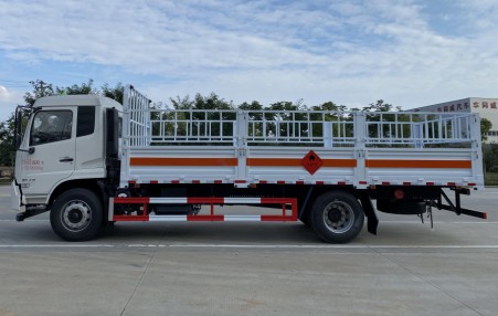 國六東風(fēng)天錦6.2米/6.6米氣瓶運輸車