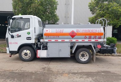 國六東風多利卡藍牌加油車/運油車