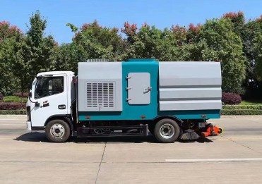 國(guó)六東風(fēng)小多利卡后置吸塵車(chē)_凱力風(fēng)牌KLF5071TXCE6型吸塵車(chē)