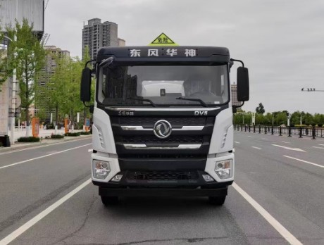 東風(fēng)華神DV5油罐車(chē)
