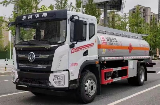 東風(fēng)華神DV5油罐車(chē)